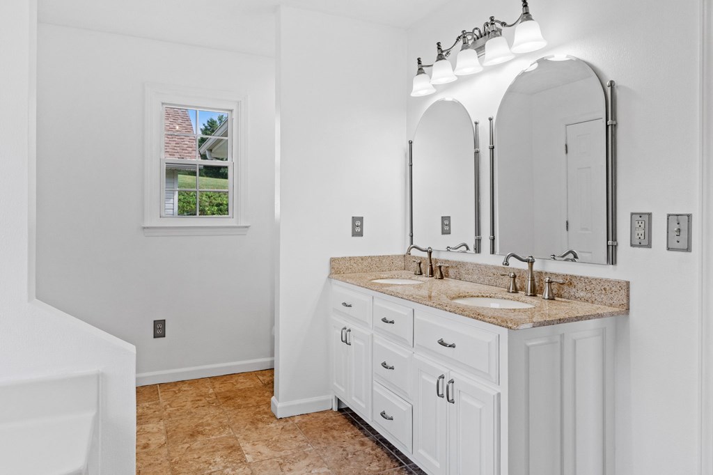 206 Piney Woods Drive