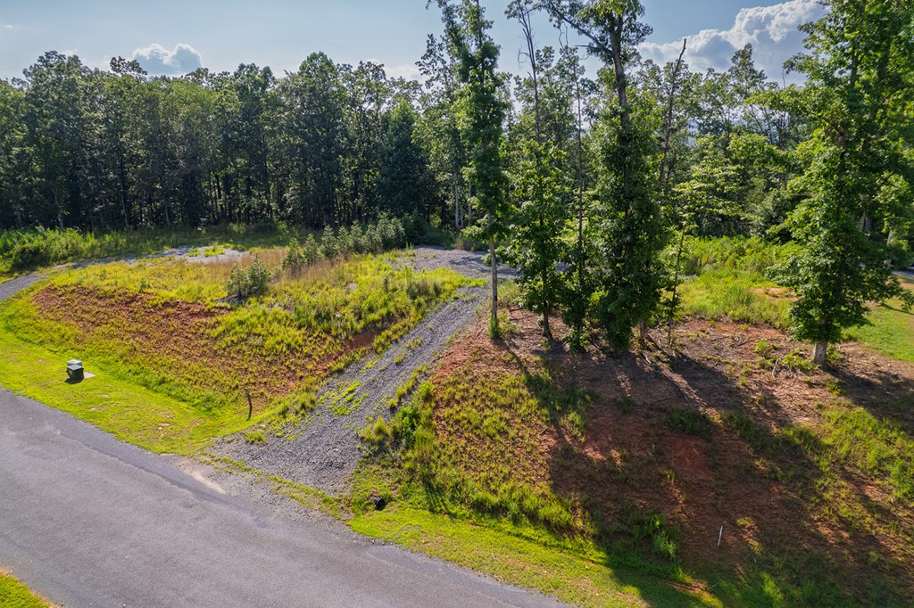 121 Jakes Landing Drive