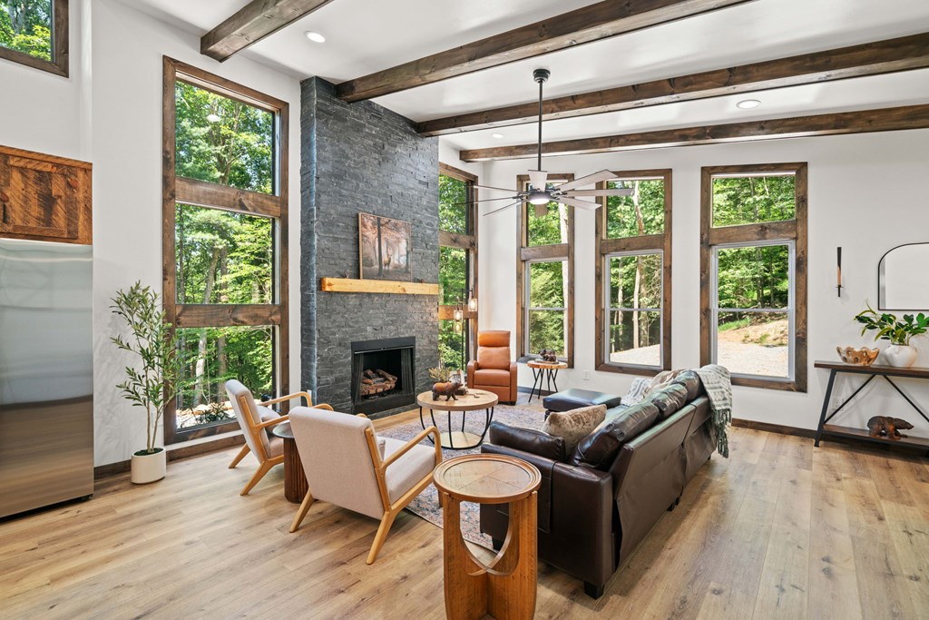 542 Beaver Lake Drive