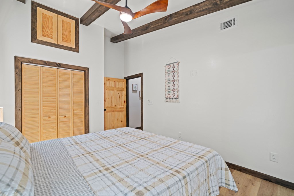 542 Beaver Lake Drive