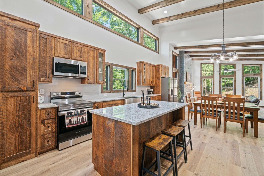 542 Beaver Lake Drive