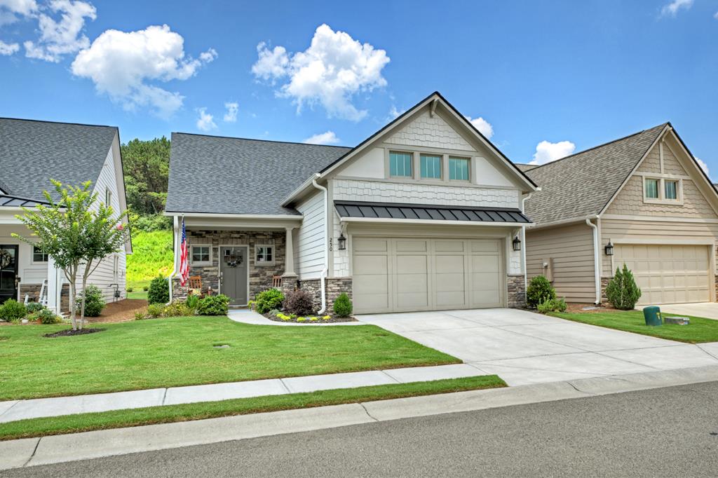 250 Mountain Boulevard