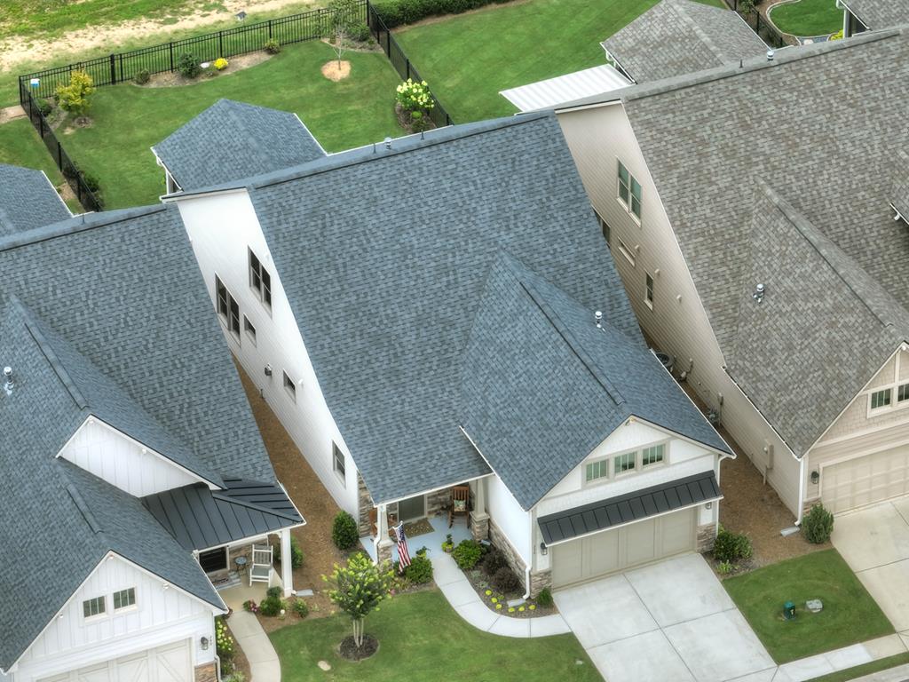 250 Mountain Boulevard