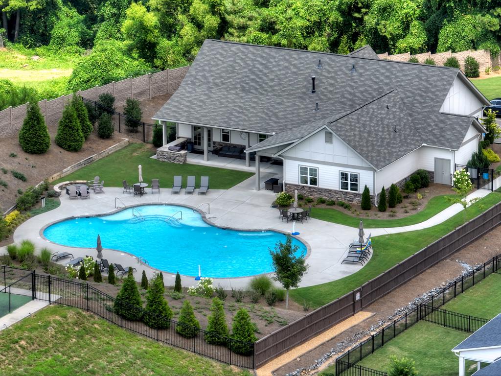 250 Mountain Boulevard