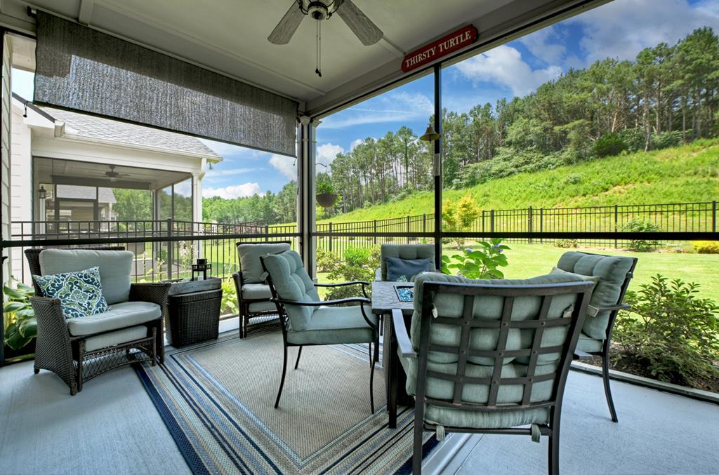 250 Mountain Boulevard