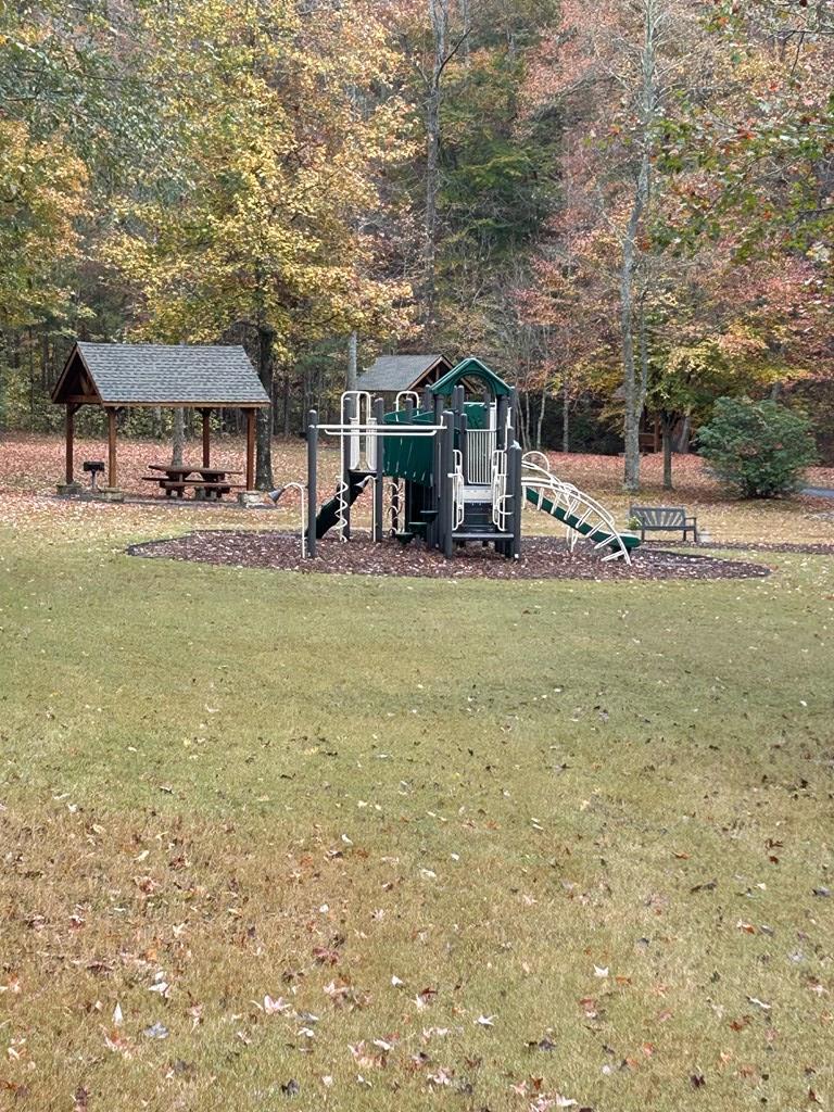 896 Harris Creek Drive