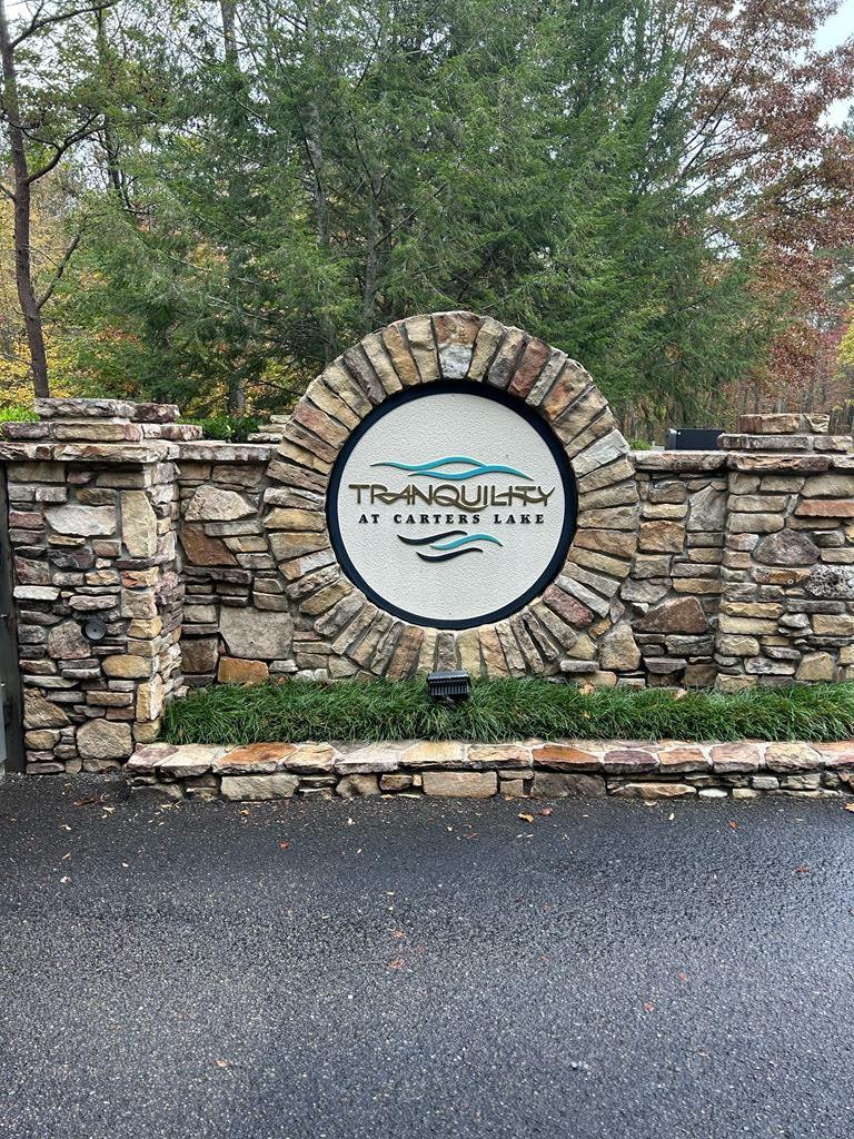 896 Harris Creek Drive