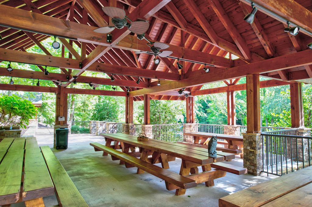 896 Harris Creek Drive
