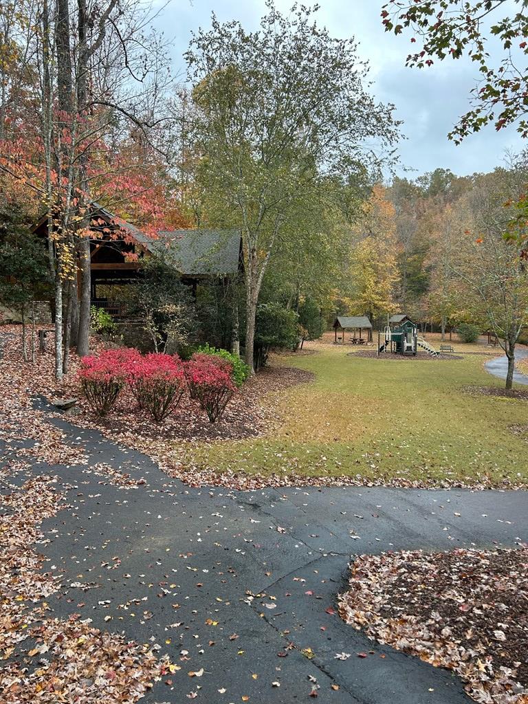 896 Harris Creek Drive