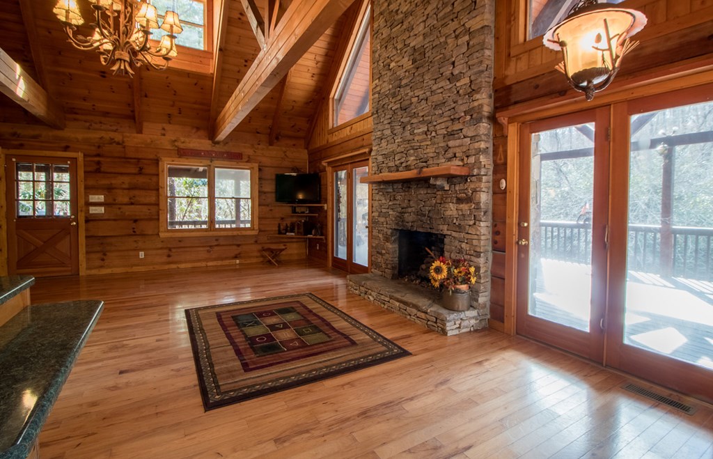 576 Cartecay Cove Lane