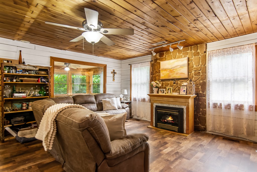 1459 Ray Mountain Road