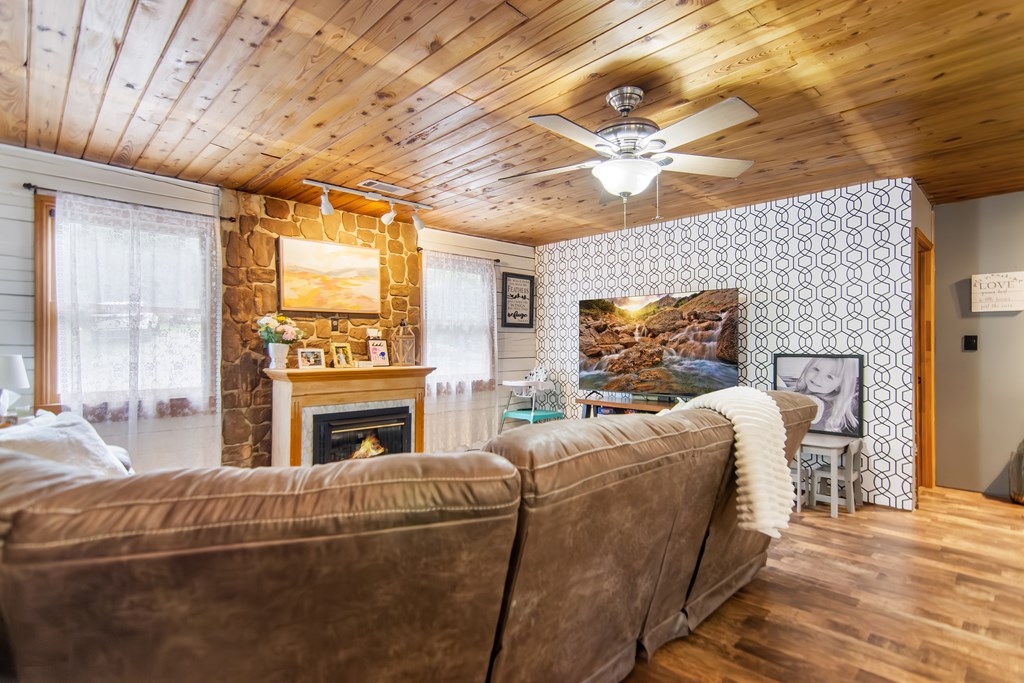 1459 Ray Mountain Road