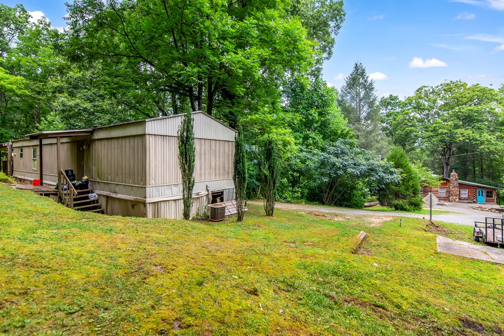 1459 Ray Mountain Road