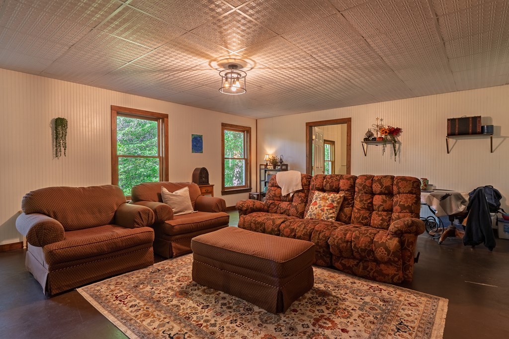 240 Mountain Creek Hollow Drive