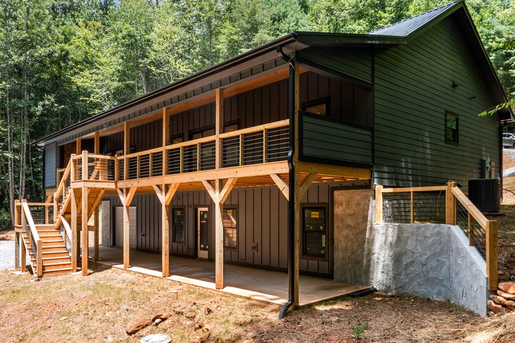 641 Bryant Farm Lane