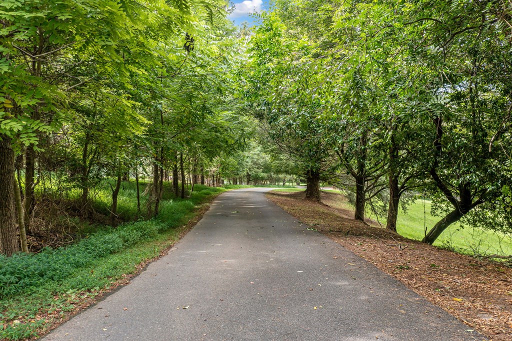 77 Long View Lane