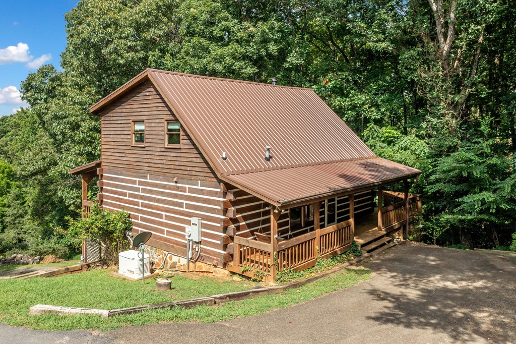 77 Long View Lane