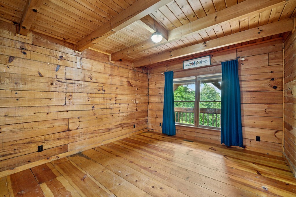 77 Long View Lane