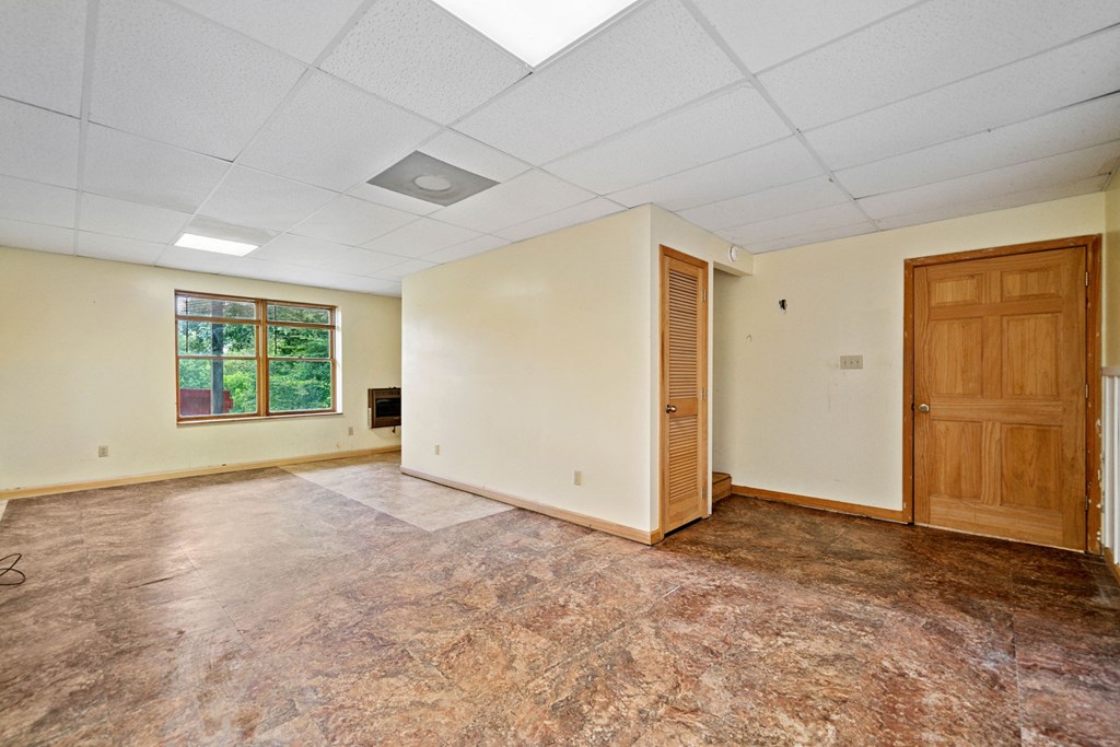 77 Long View Lane