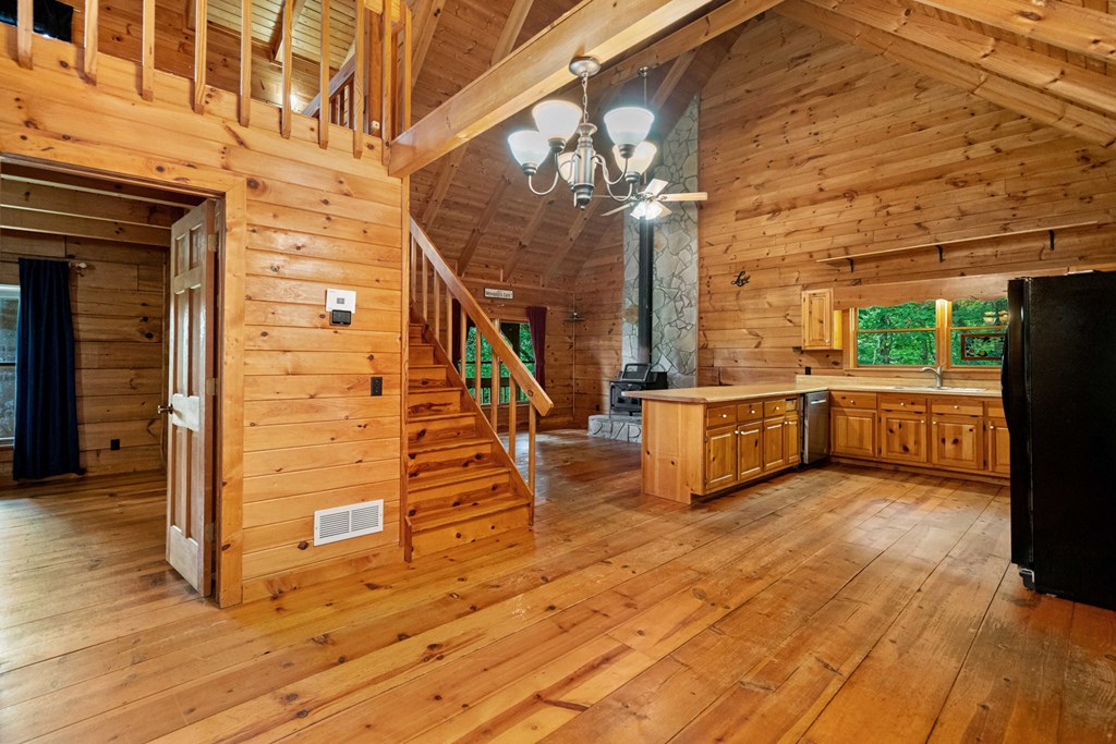 77 Long View Lane