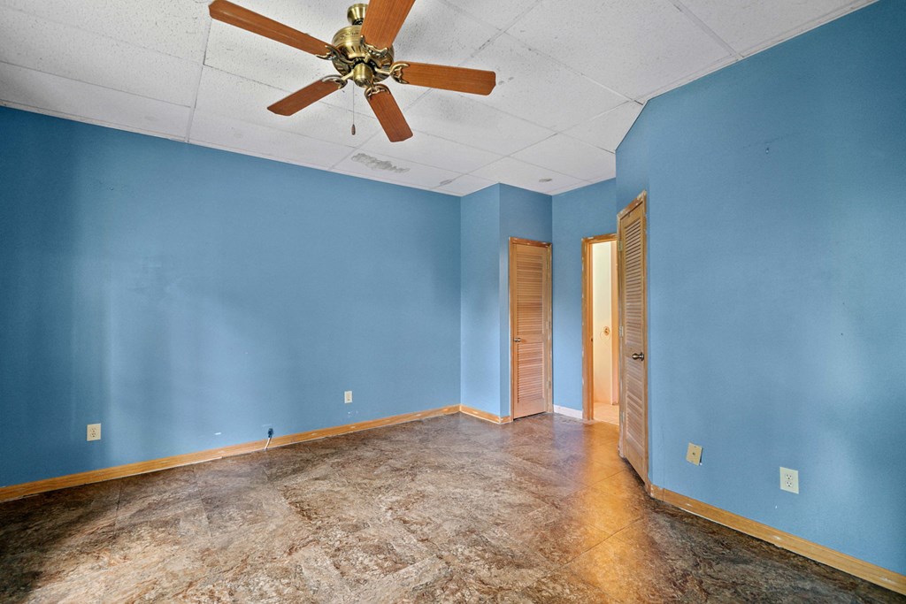 77 Long View Lane