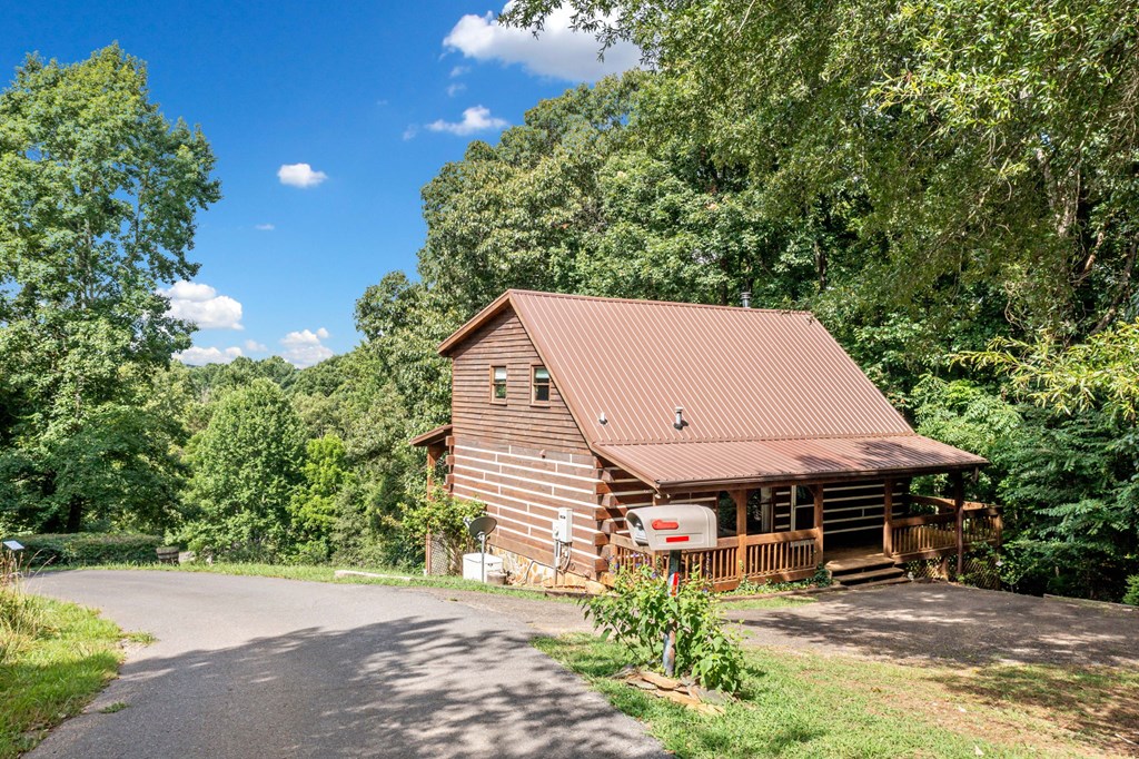 77 Long View Lane