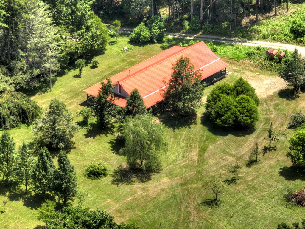 3760 Devils Den Road