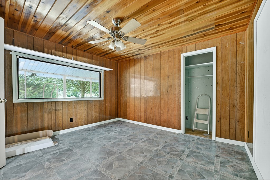 3760 Devils Den Road