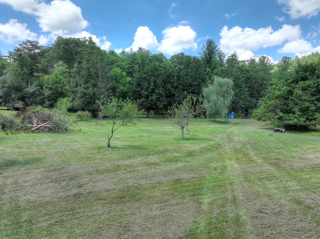 3760 Devils Den Road