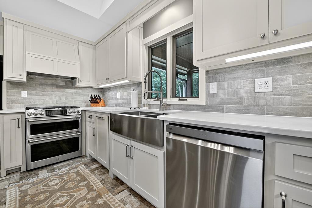 683 Talona Mountain Road
