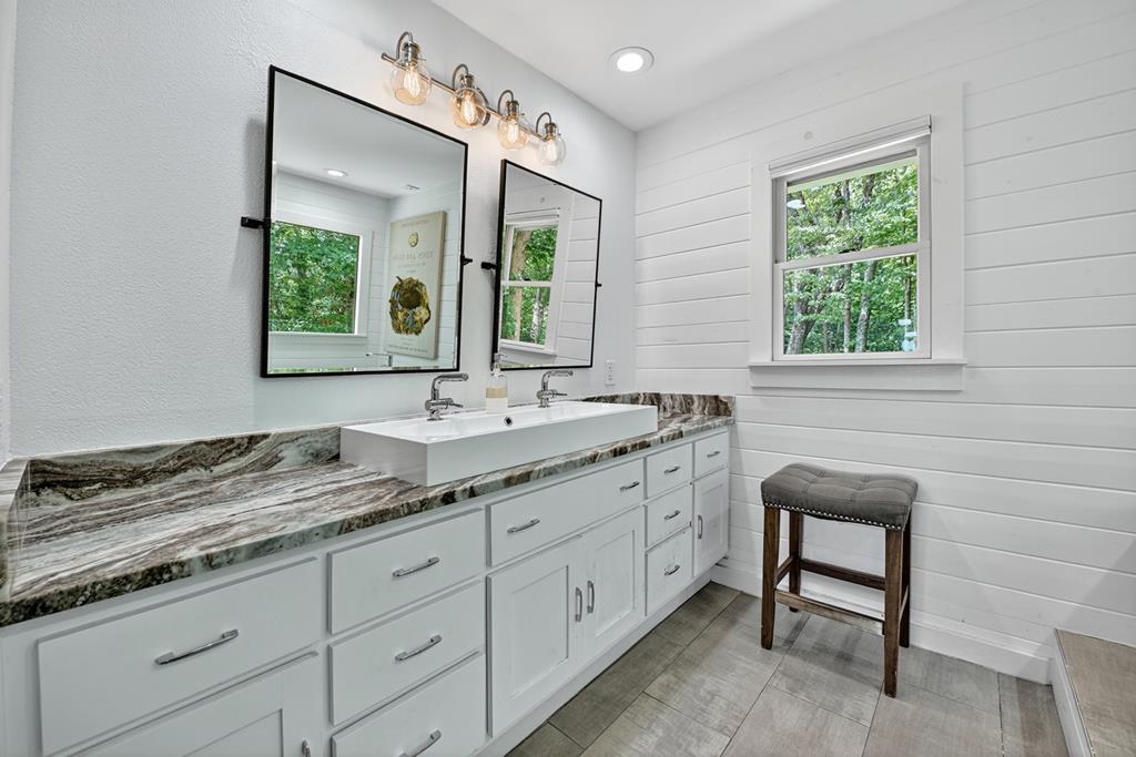683 Talona Mountain Road