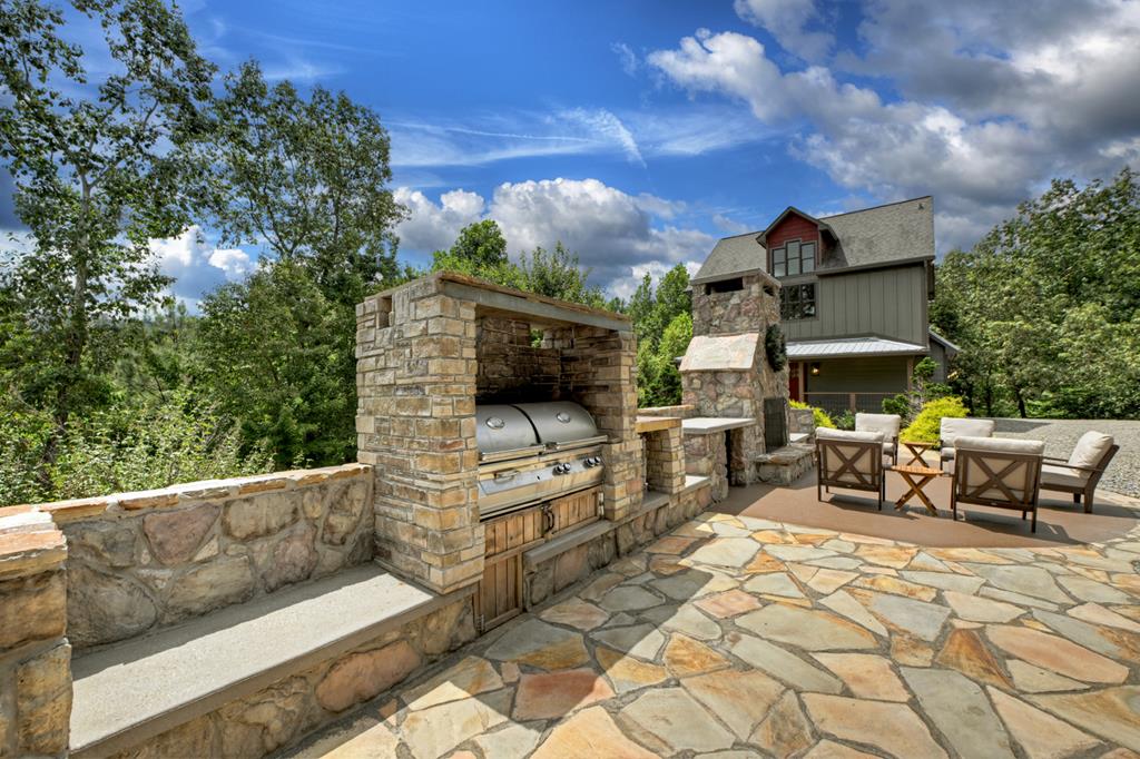 683 Talona Mountain Road