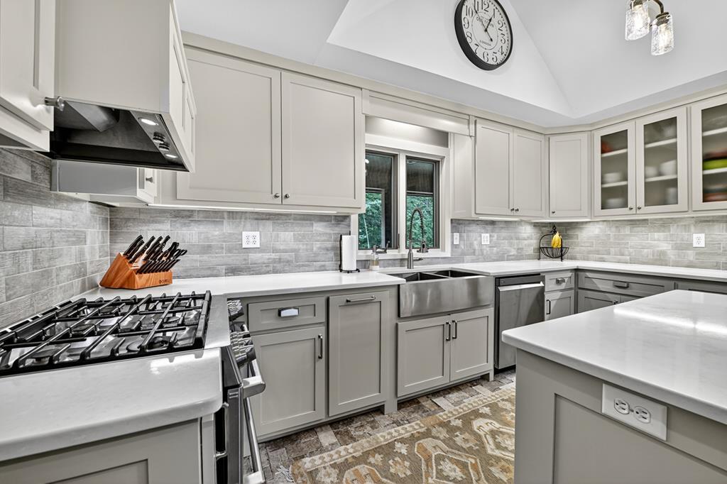683 Talona Mountain Road