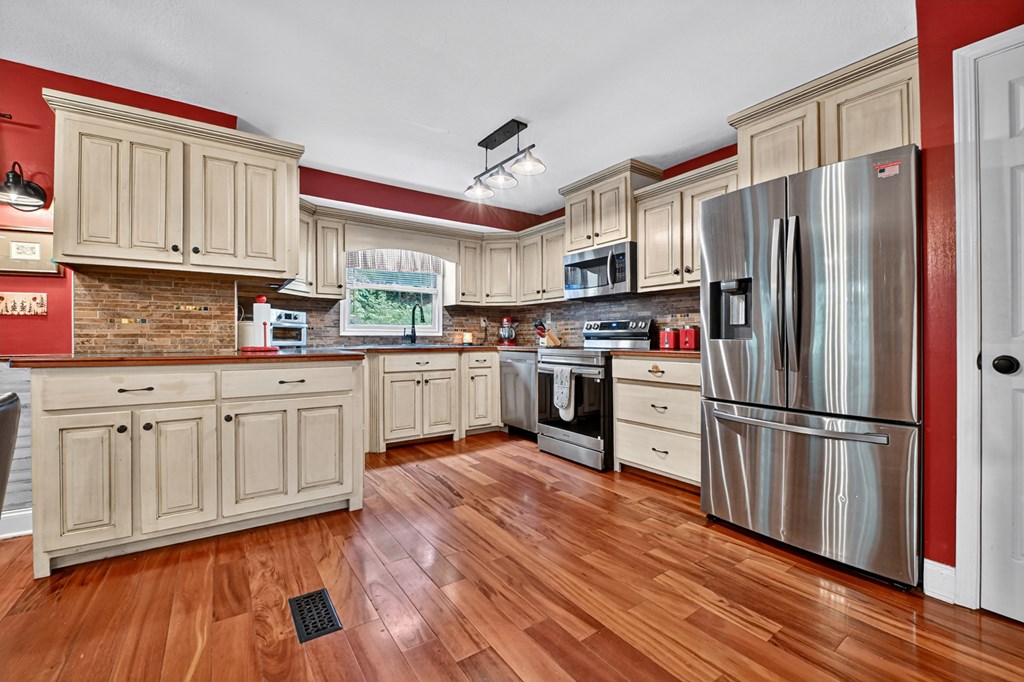 145 Walnut Ridge Lane