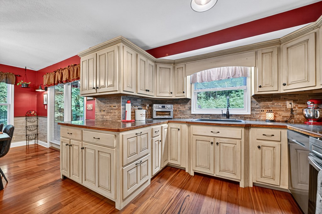 145 Walnut Ridge Lane