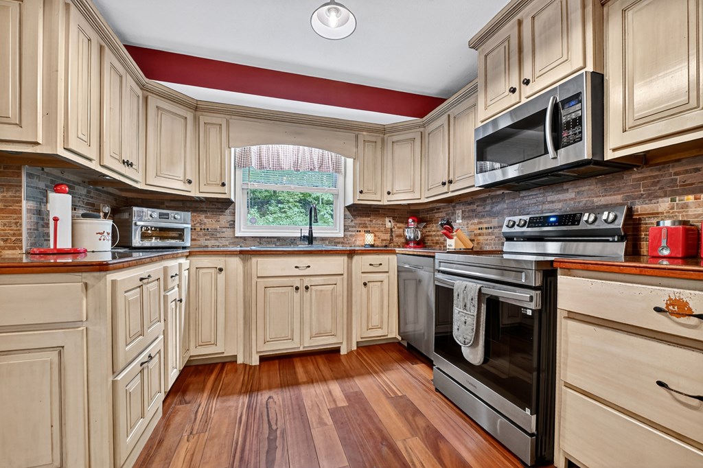 145 Walnut Ridge Lane
