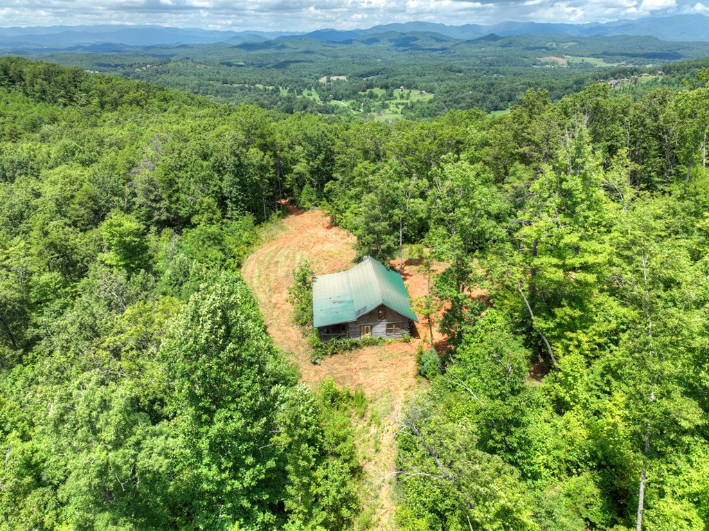 1170 Winchester Creek