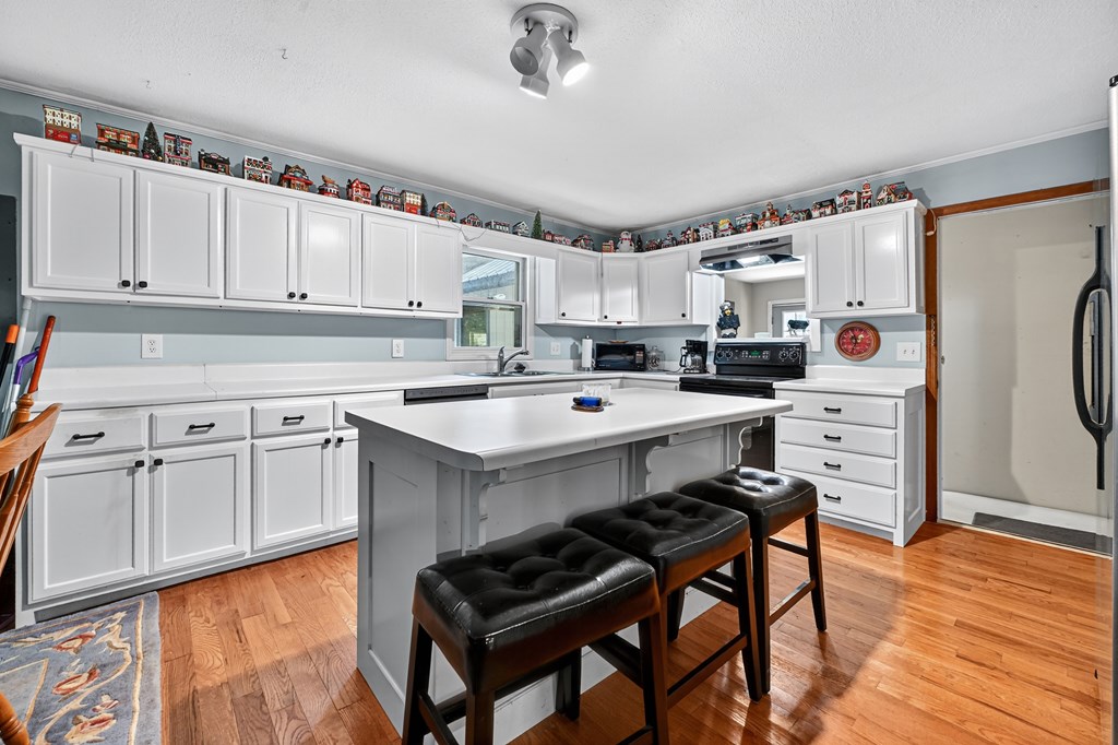 1170 Winchester Creek