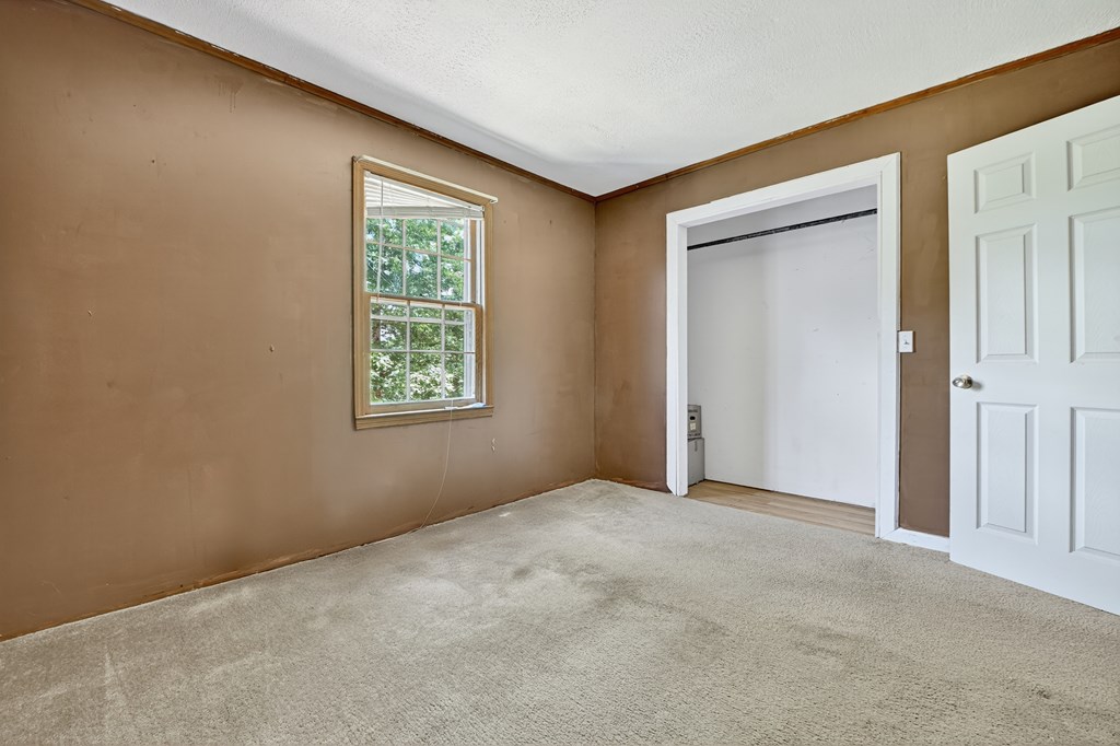 1170 Winchester Creek