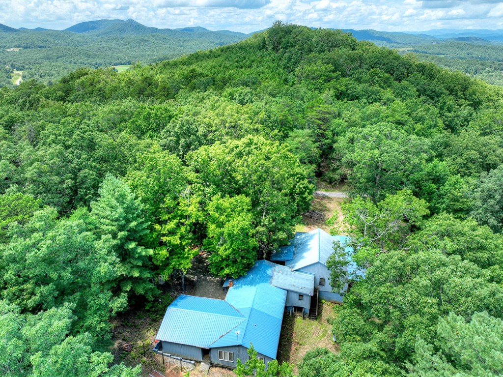 1170 Winchester Creek