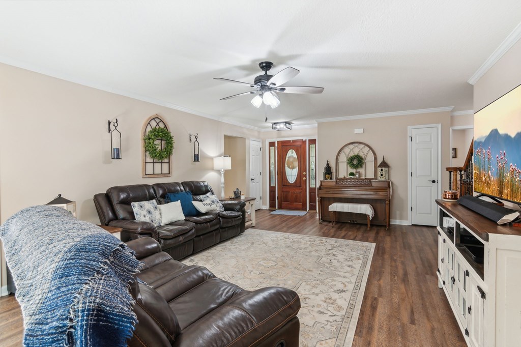 133 Whispering Oaks Drive