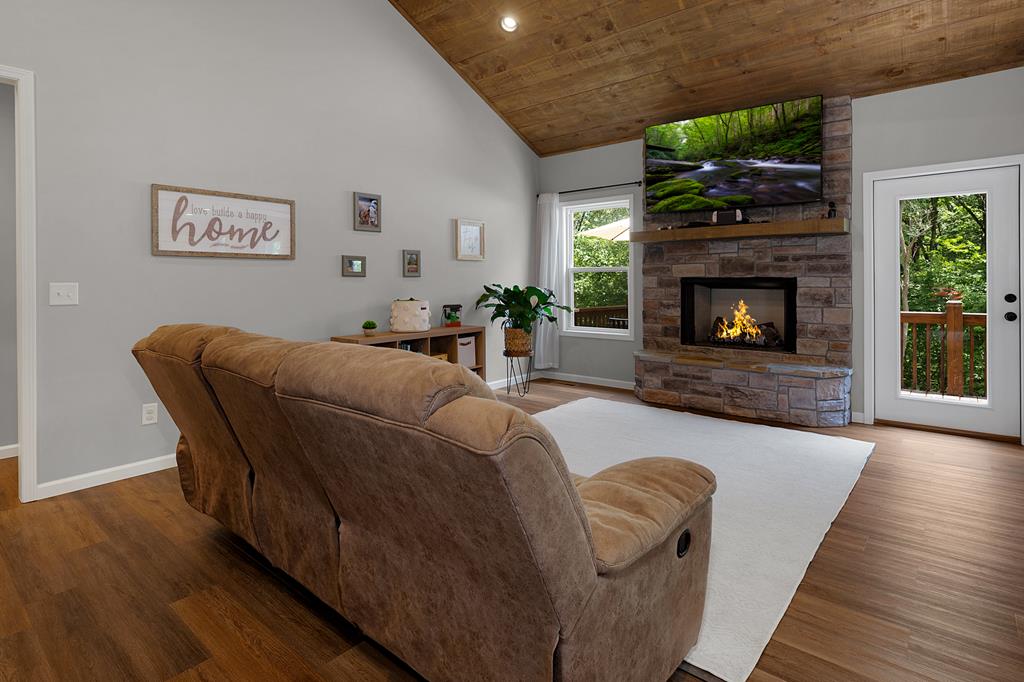 146 Hackney Trail