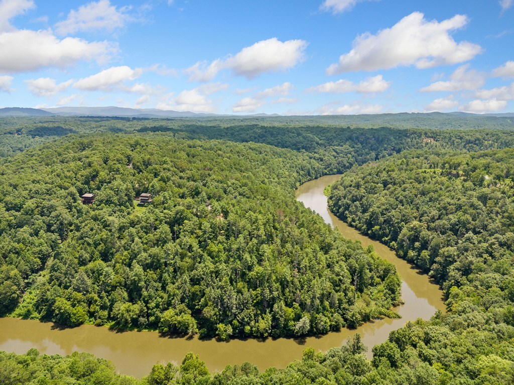 105 River Knoll Trail