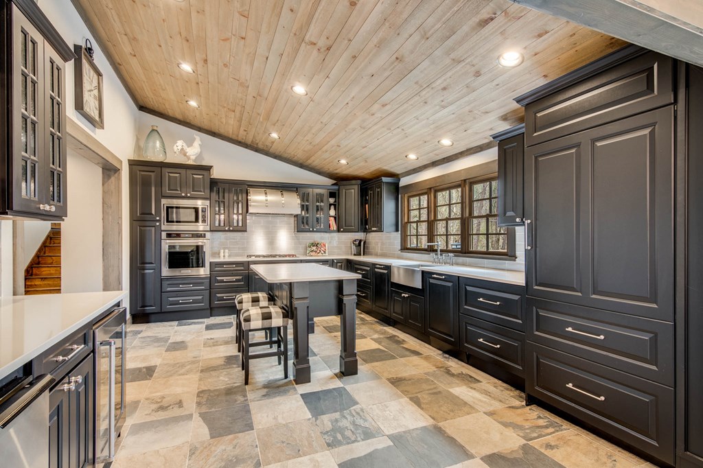 336 Greystone Trace