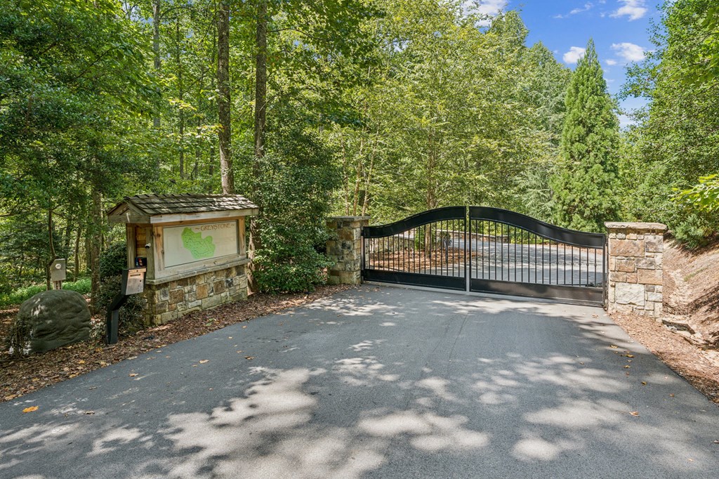 336 Greystone Trace