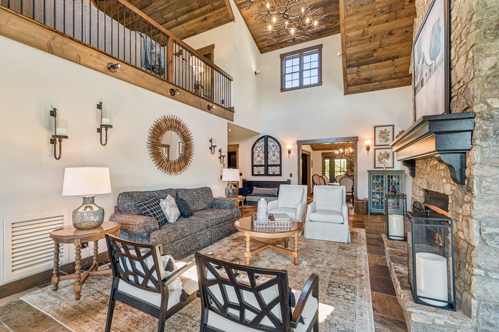 336 Greystone Trace