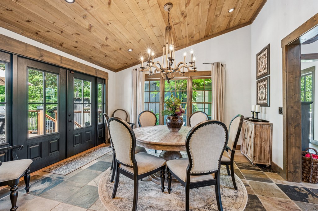 336 Greystone Trace