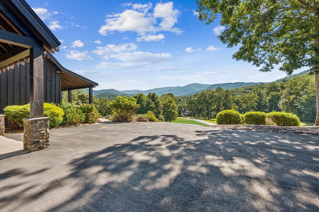 336 Greystone Trace