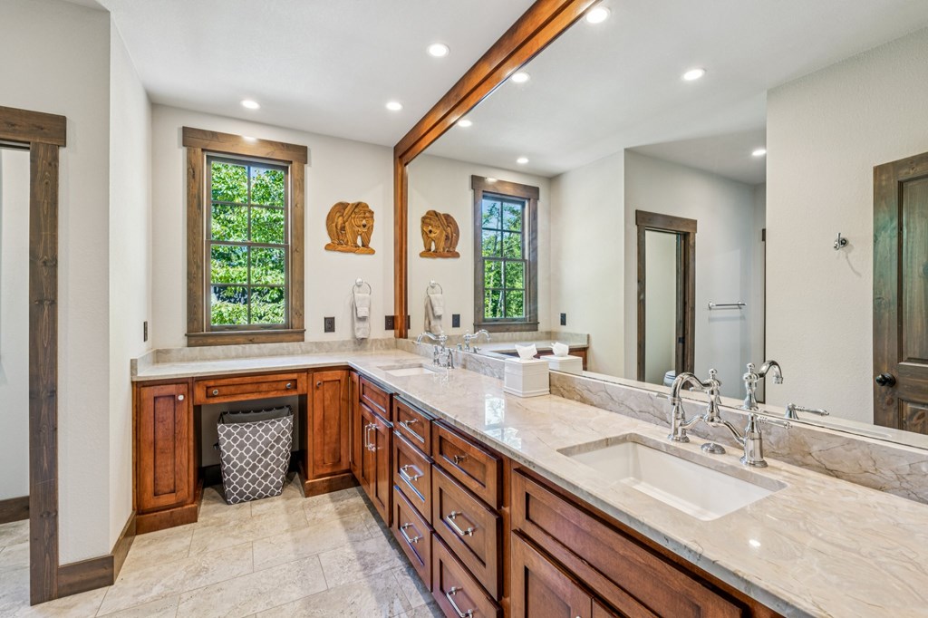 336 Greystone Trace