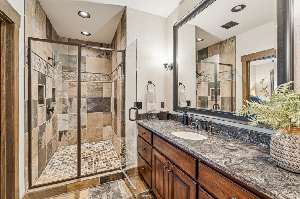 336 Greystone Trace